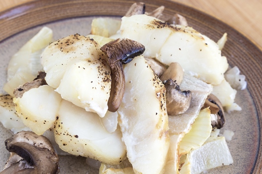 Codfish with Sauteed Mushrooms